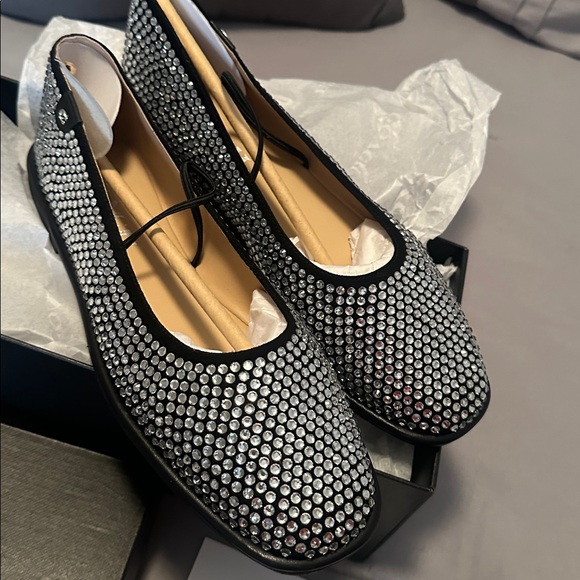 Brand New in Box Coach Bling Emila Crystal MJ Flats - Picture 8 of 8